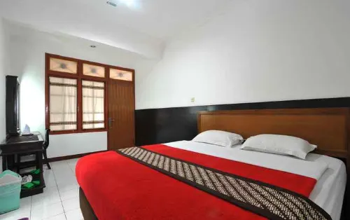 Hotel Batik Yogyakarta Rum Photos