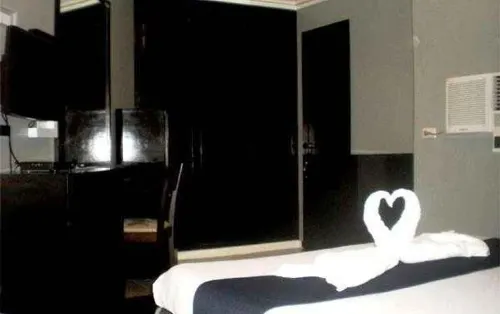 Richmond Plaza Hotel Camere Photos