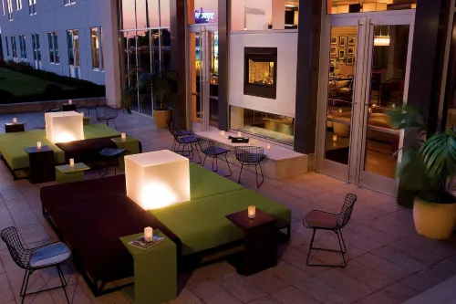 Aloft San Jose Cupertino Öffentliche Flächen Photos