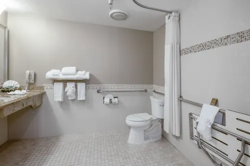 Best Western Plus Newport Mesa Inn Rooms Photos