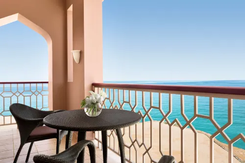 Shangri-La Al Husn, Muscat Rooms Photos