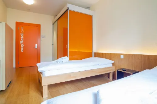 EasyHotel Basel - Self Service and Self Check-IN Photos
