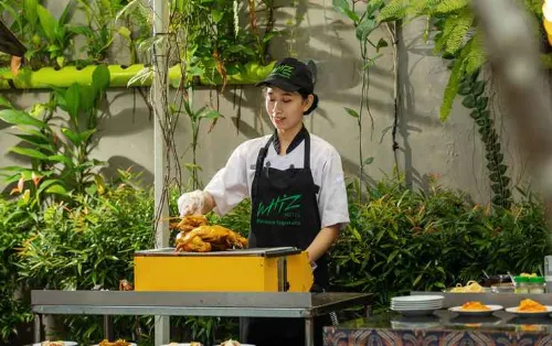 Whiz Hotel Malioboro Yogyakarta Makanan Photos