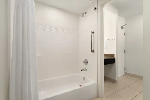 Days Hotel by Wyndham Flagstaff Photos