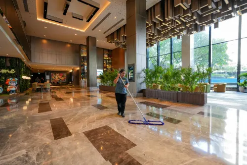 Four Points by Sheraton Surabaya, Tunjungan Plaza Area Publik Photos