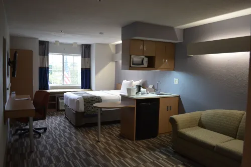 Microtel Inn & Suites by Wyndham BWI Airport Baltimore Photos