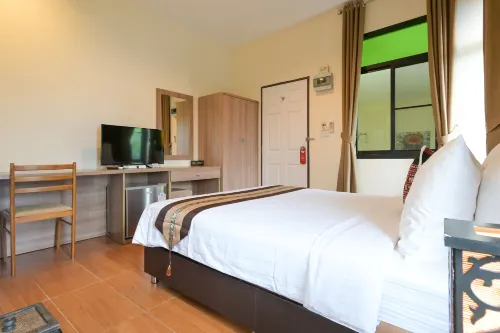 Baan Kieng Tawan Kamar Photos