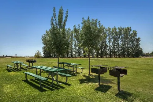 Travelodge by Wyndham Lemoore Near Naval Air Station Near Hotel Photos