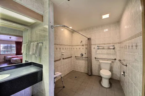 Motel 6 Edinburg, TX Rooms Photos