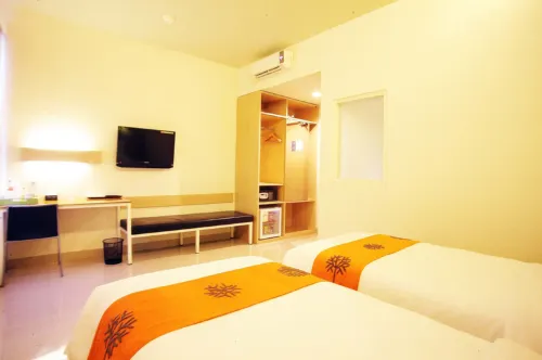 Avira Hotel Makassar Kamar Photos