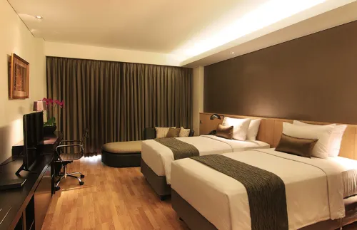 Delonix Hotel Karawang Kamar Photos