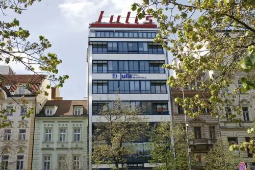EA Hotel Julis Extérieur Photos