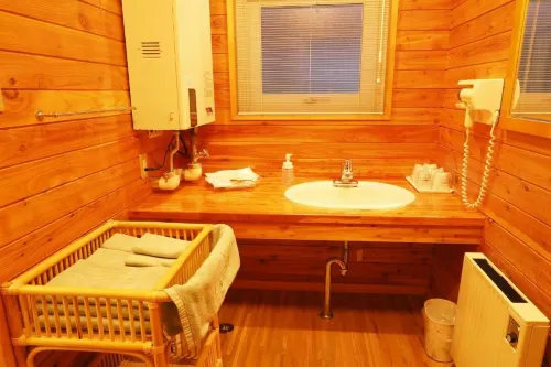 Log Hotel Larch Lake Kanayama Rooms Photos