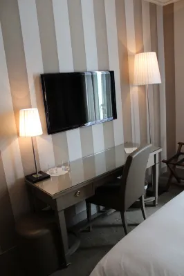 Hôtel Saint Cyr Etoile Photos