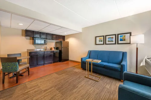 Comfort Inn & Suites East Hartford - Hartford Chambres Photos
