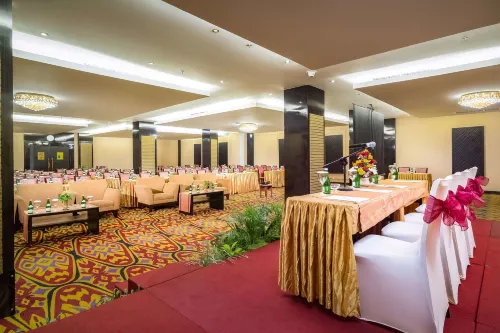 Best Western Plus Makassar Beach Business Facilities Photos