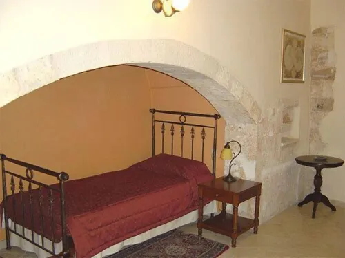 Belmondo Hotel Rooms Photos