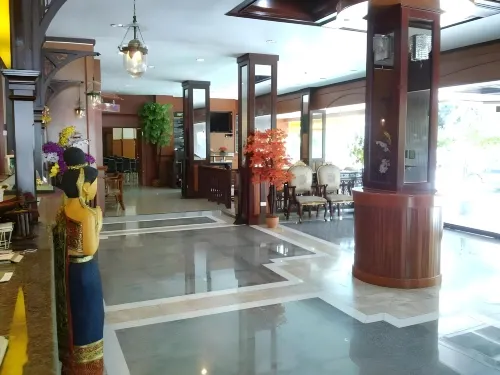 River Grand Hotel Aree comuni Photos