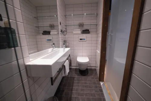 Clarion Hotel the Edge Rooms Photos