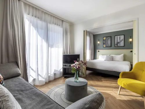 Aparthotel Adagio Paris Buttes-Chaumont Featured Photos