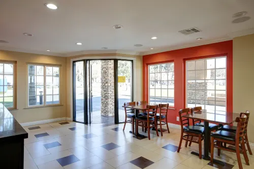 Ontario Inn & Suites Ristorazione Photos