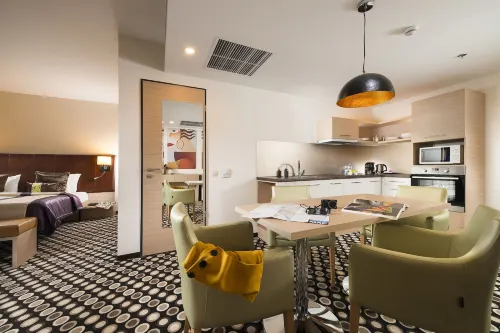 Bo33 Hotel Family & Suites Photos