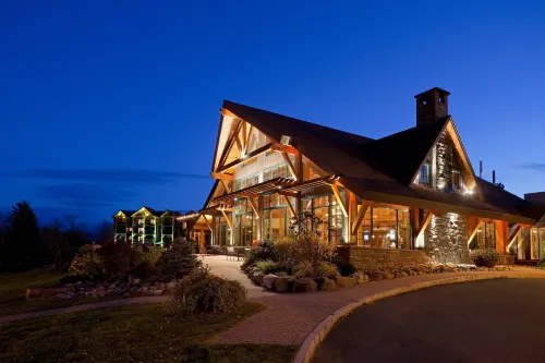 Crowne Plaza Lake Placid Rum Photos