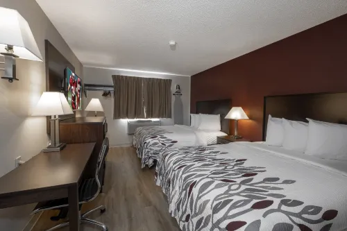 Red Roof Inn Greensburg Rooms Photos