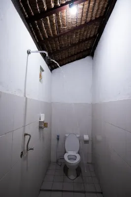 Pondok Kana and Hostel by  Ecommerceloka Chambres Photos