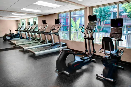 Fairfield Inn & Suites by Marriott Los Angeles LAX/El Segundo Leisure & Recreation Photos