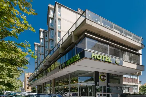 B&B Hotel Firenze City Center Photos