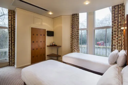 Corus Hyde Park Hotel Zimmer Photos