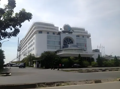 Pacific Palace Hotel Eksterior Photos
