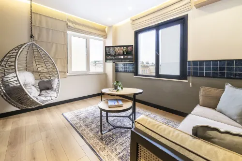 Upside Apartments Rooms Photos