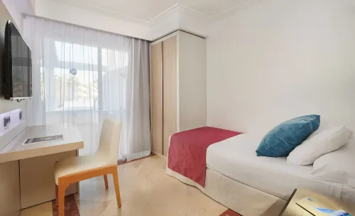 Grupotel Acapulco Playa - Adults Only Rooms Photos