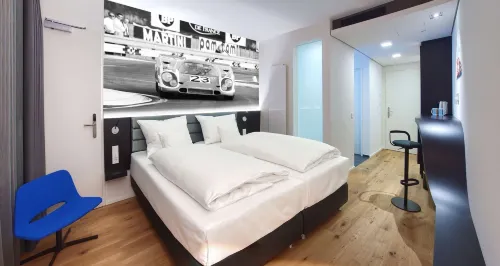 V8 Hotel Motorworld Region Stuttgart, BW Premier Collection Photos