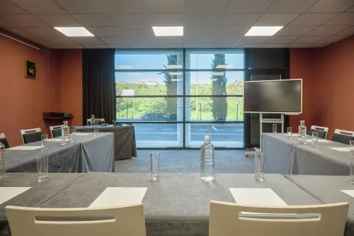 Mercure Aix-en-Provence La Duranne Gare TGV Espaces Affaires Photos