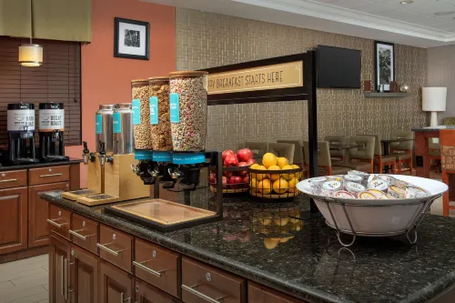Hampton Inn College Park Ristorazione Photos