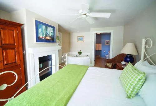 Urban Lodge Hotel Photos