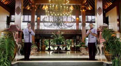Laras Asri Resort and SPA Dekat Hotel Photos