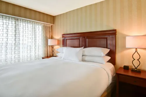 DoubleTree Fallsview Resort & Spa by Hilton - Niagara Falls Kamar Photos