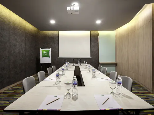 Ibis Styles Jakarta Sunter Fasilitas Bisnis Photos