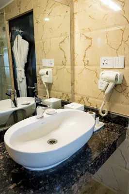 Hotel Sarowar Rooms Photos