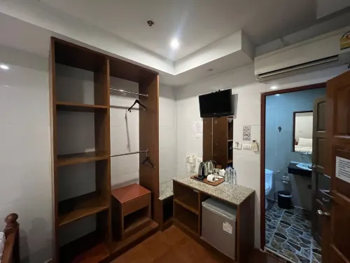 Patong Dynasty Royal Hotel Photos