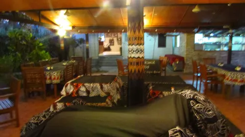 Wailoaloa Beach Resort Fiji Dining Photos