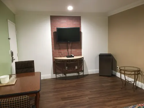 American Inn & Suites LAX Airport Chambres Photos