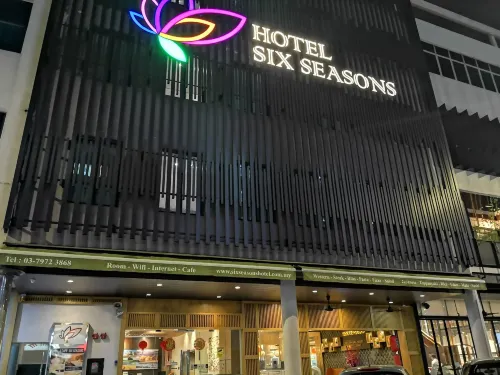 Hotel Six Seasons @ Mid Valley Esterni Photos