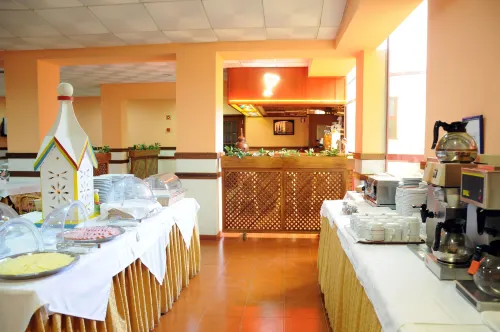 Best Western Hotel Dom Bernardo Restauration Photos