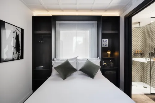 Yurbban Ramblas Boutique Hotel Photos