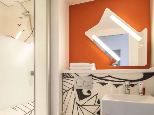 Ibis Budget Beauvais Aeroport Camere Photos